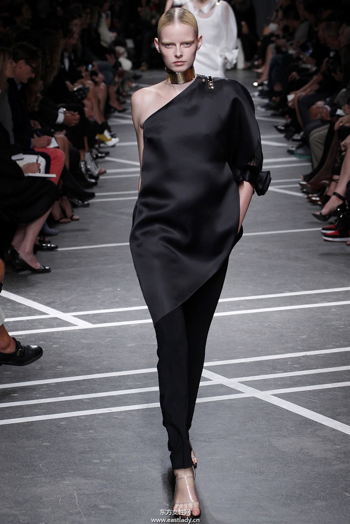 Givenchy 2013春夏流行服饰时尚大片