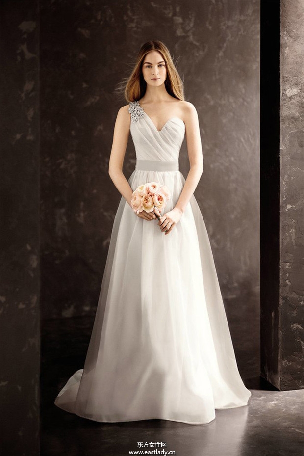 Vera Wang 2013 秋冬婚纱礼服系列欣赏(图片)