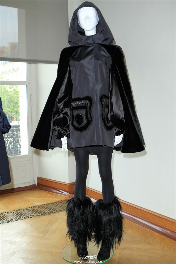 艾尔萨夏帕瑞丽(Elsa Schiaparelli)2013秋冬服装新品发布