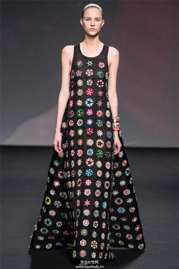 Christian Dior 2013秋冬服装新品发布