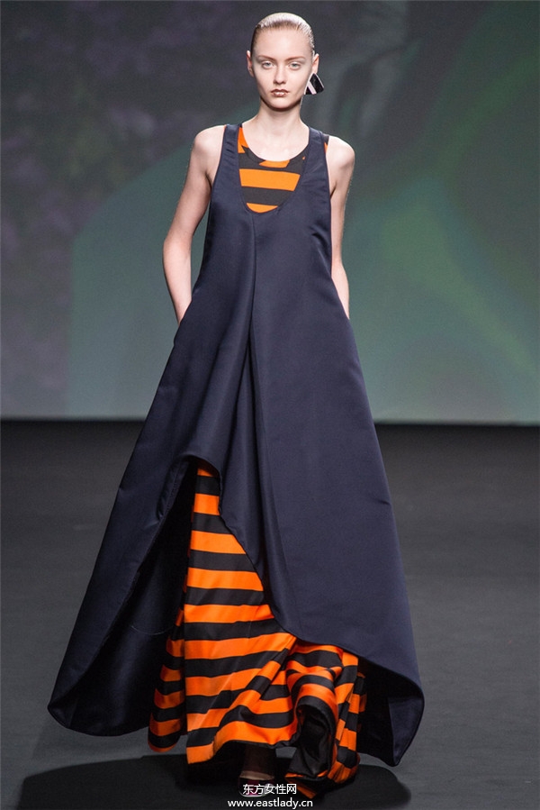 Christian Dior 2013秋冬服装新品发布