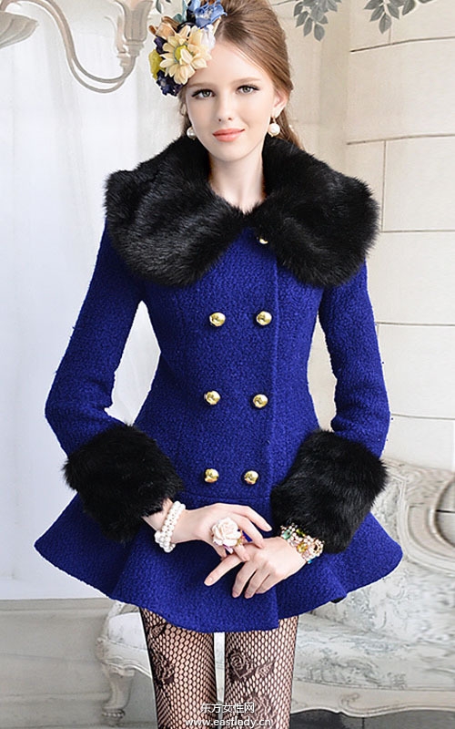 修身时尚毛呢外套诠释美丽与时尚