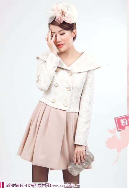 新款女装双排扣风衣 让你如此的与众不同