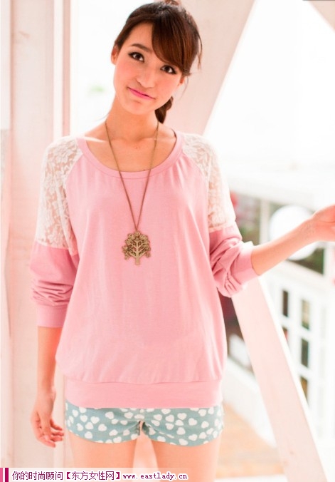 新款蕾丝卫衣 简单设计突出个性使然