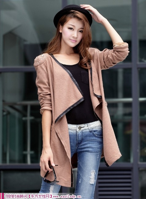 不规则长款风衣外套 欧美大牌街拍的必备品