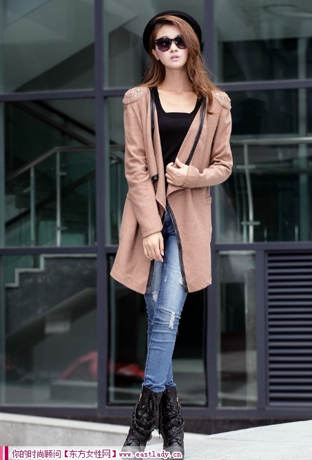 不规则长款风衣外套 欧美大牌街拍的必备品