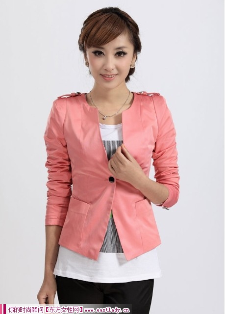 小西服也能穿出温柔恬淡的感觉
