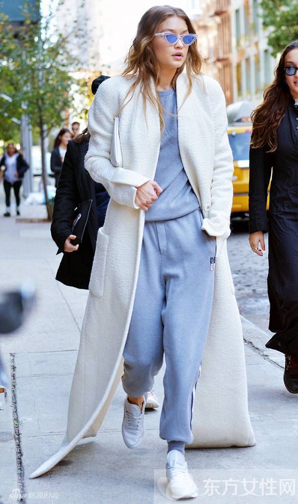 肯豆Gigi仅靠这8件单品就走在潮流最前线