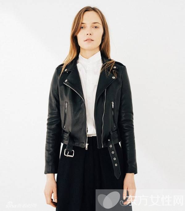 肯豆Gigi仅靠这8件单品就走在潮流最前线