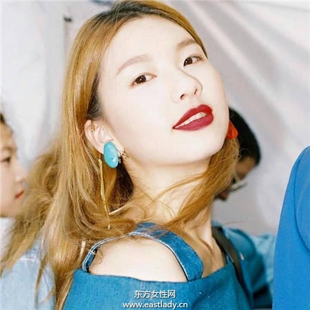 韩骨感绝美超模私服穿搭术 个性十足