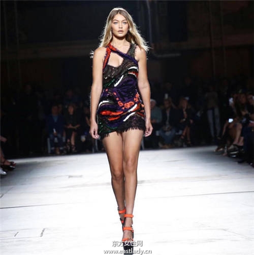 超模Kendall Jenner&Gigi Hadid高人气吸睛术成时尚界新