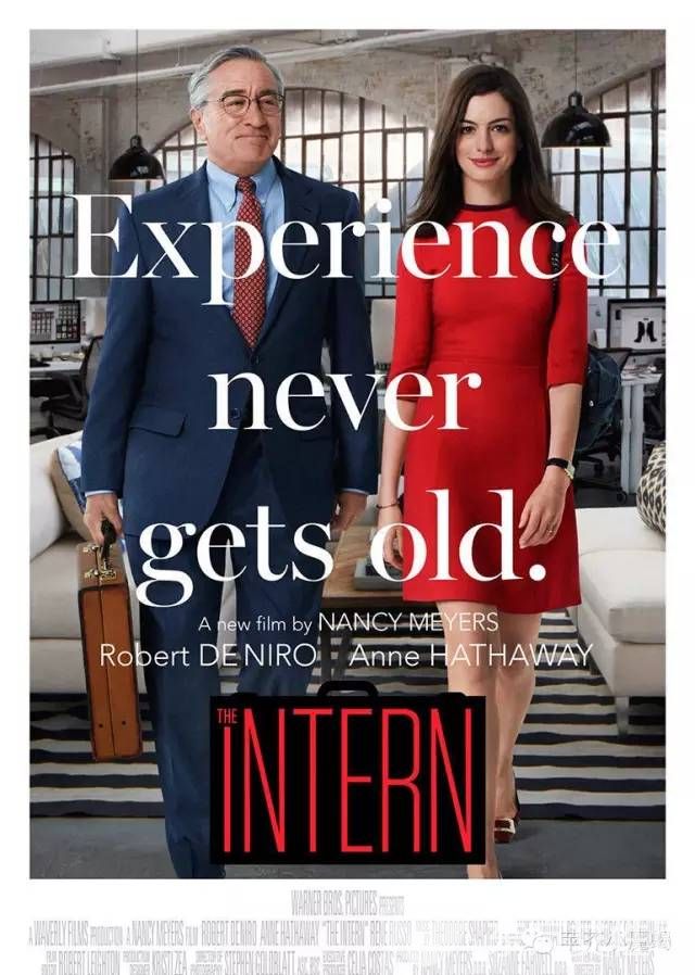 她电影里的职场穿搭 简直美的不要不要的