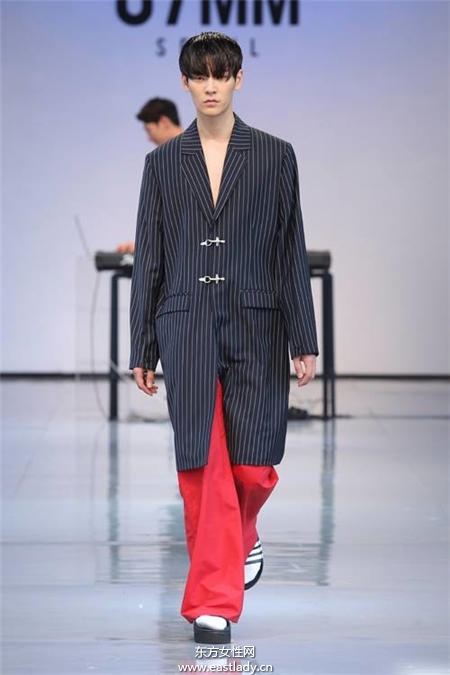 韩模金元中又帅又有才 设计服装品牌87mm