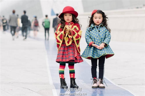 晒时尚不够 首尔时装周潮人晒娃成风