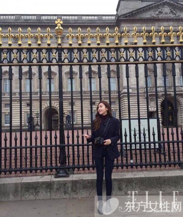 一日一look 跟Jessica郑秀妍学小清新时尚造型