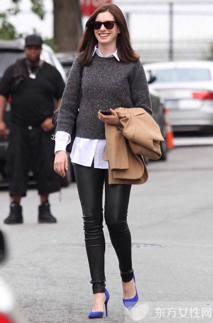 她电影里的职场穿搭 简直美的不要不要的