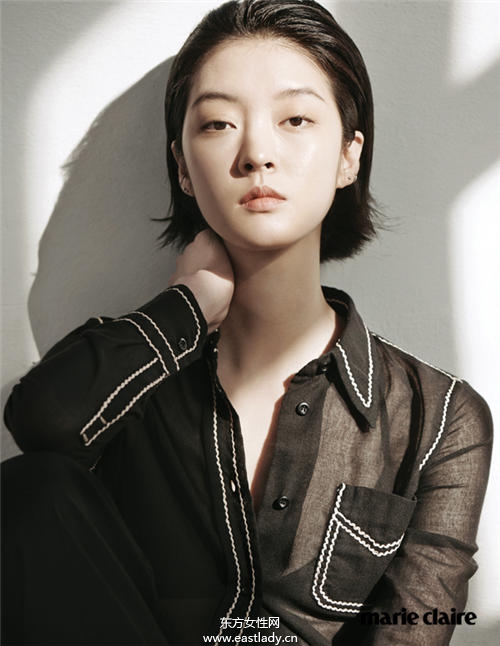 韩国超模姜素英中性美学正夯 时尚圈就爱这味
