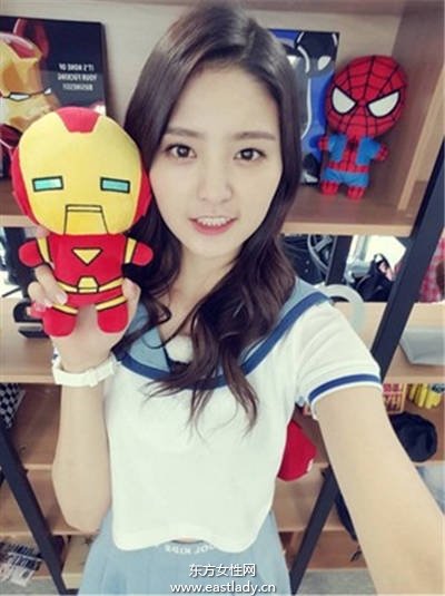 水手服强势回归 韩妞模特儿都这样穿