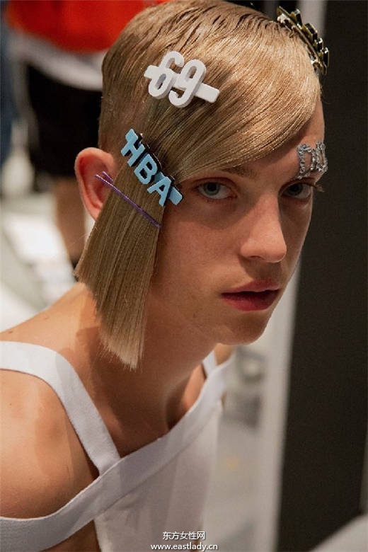 怪 怪 怪 2015年纽约时尚周的诡异T台造型