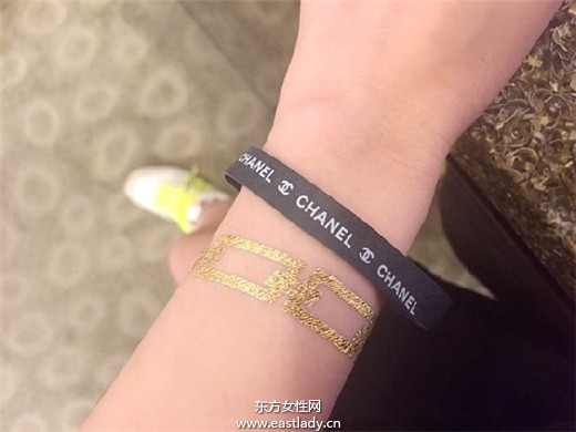 超酷 明星也爱用的金属色系纹身贴纸