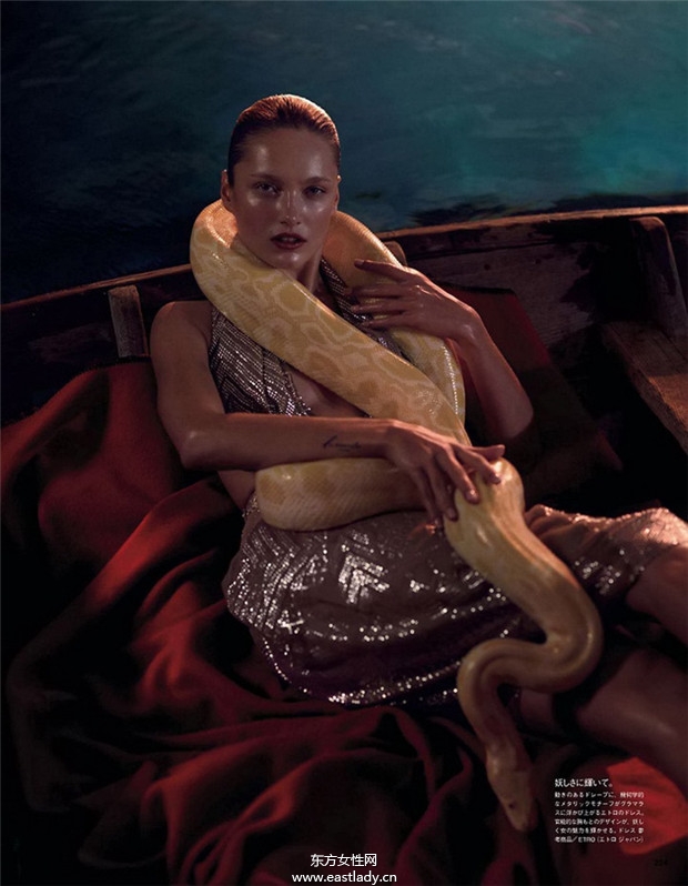 Karmen Pedaru《Vogue》2014年6月日本版