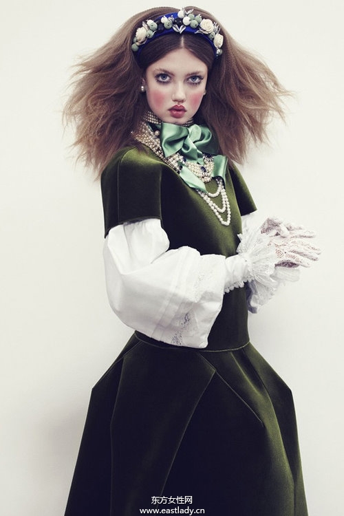 Lindsey Wixson《Vogue》2013年12月日本版