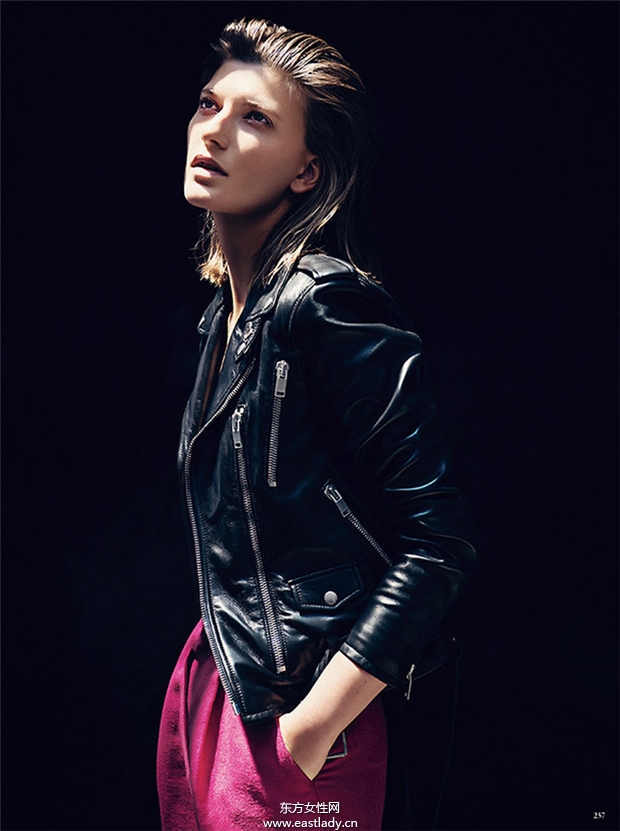 Valerija Kelava《Vogue》2013年10月德国版