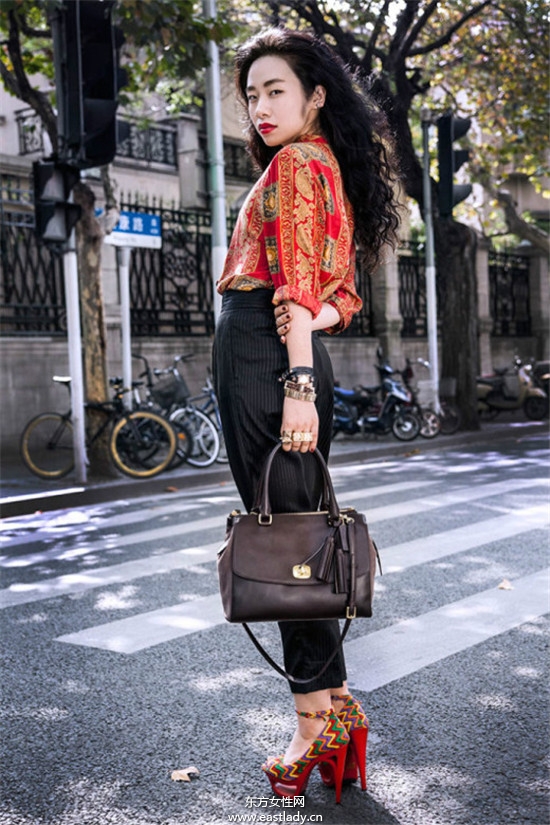 明星示范铅笔裤穿出个性好身材