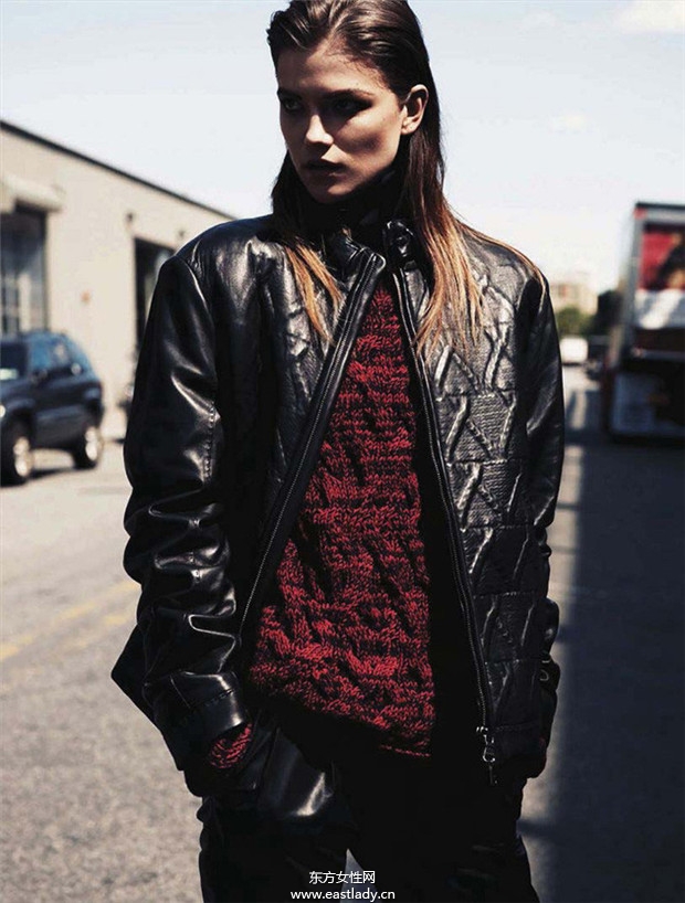 Anja Rubik & Kasia Struss 2013年8月份《Vogue》德国版