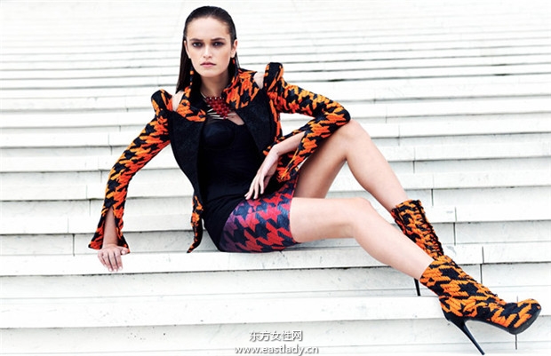 Jayne Baily《Elle》2013年11月塞尔维亚版