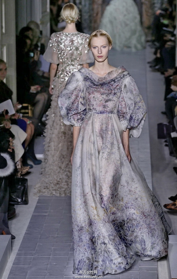 Valentino Couture（华伦天奴）2013巴黎春夏时装展
