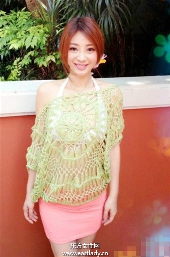 柳岩比基尼度假照让宅男想入非非