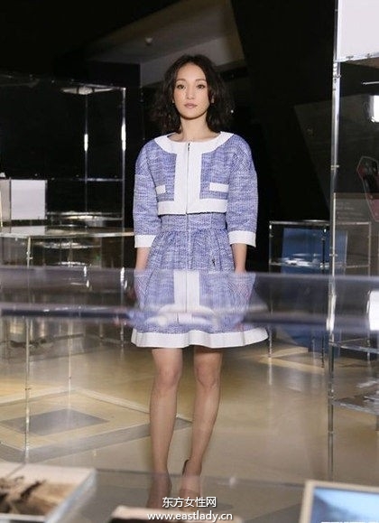 电影《云图》周迅清新时尚装扮受关注