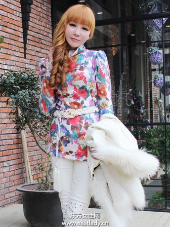 早春碎花服装系列搭配 让人春意绵绵