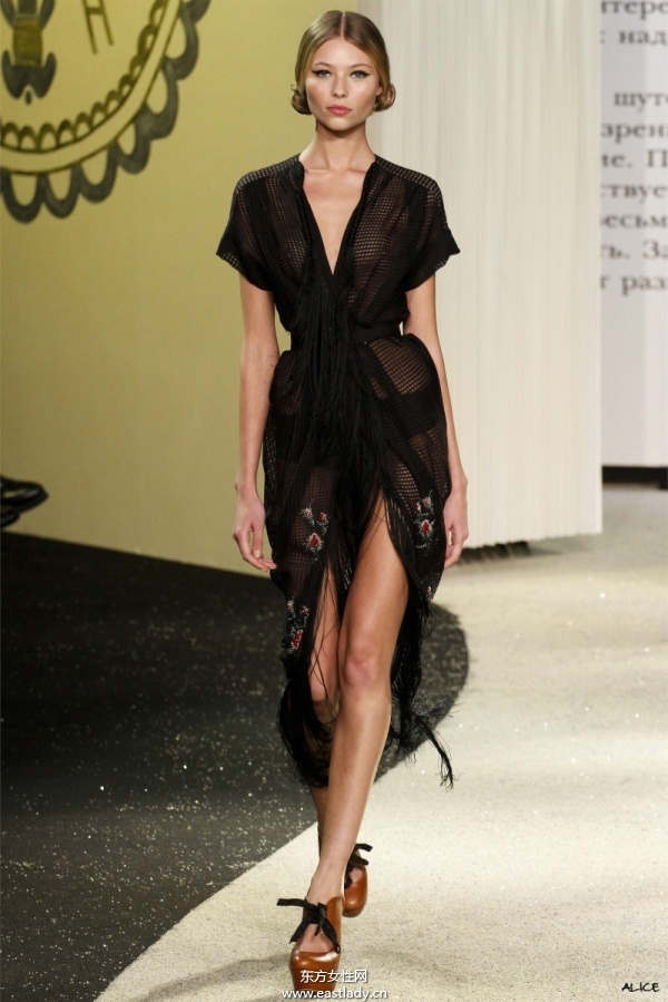 2013年巴黎春夏时装周引领时尚风向标