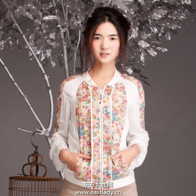 早春碎花服装系列搭配 让人春意绵绵