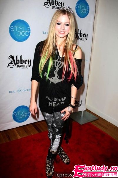 纽约时装周 明星穿着抢先看