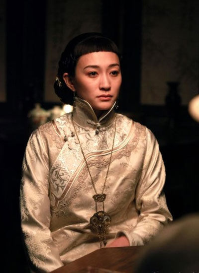 淑女转型帅小伙 李小冉淑女转型穿搭对比