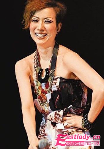 许志安 郑秀文复合 穿衣打扮十分般配