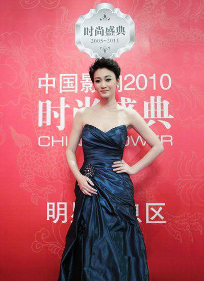 淑女转型帅小伙 李小冉淑女转型穿搭对比