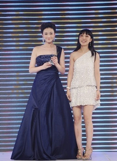 淑女转型帅小伙 李小冉淑女转型穿搭对比