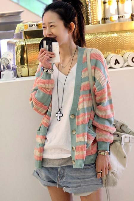 2011最新时尚服装 T恤外套短裤很给力