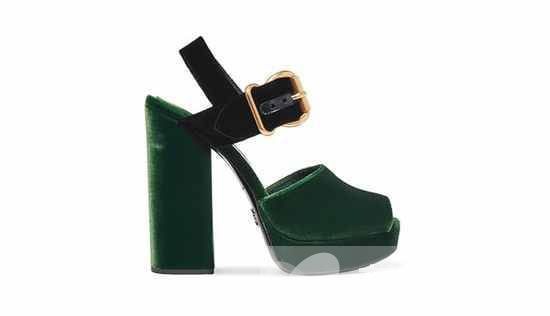 这个冬季你最不能错过的12款天鹅绒鞋子