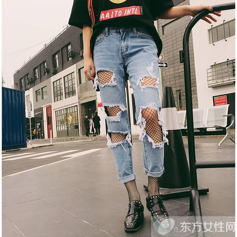 曾经超土的渔网袜 现在也能时髦穿你被get到了吗