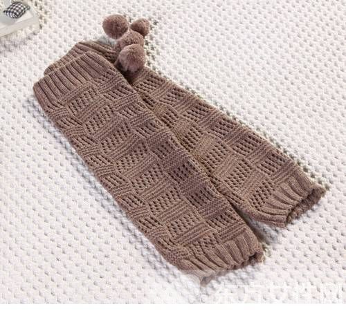 时尚彩袜穿搭技巧 穿出极致纤长大美腿