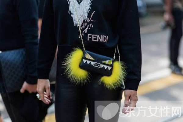 秋冬4种迷你手袋风格 时髦的你可千万别错过