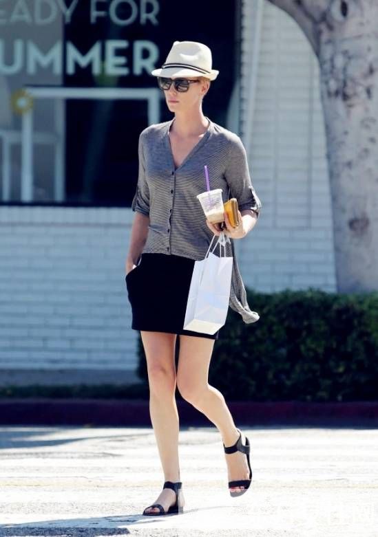 太阳帽学着这么搭 造型瞬间时髦起来