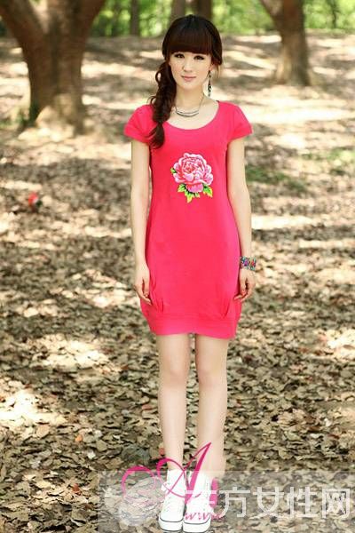 最美中国风服装推荐 简约民族风别有一番味道