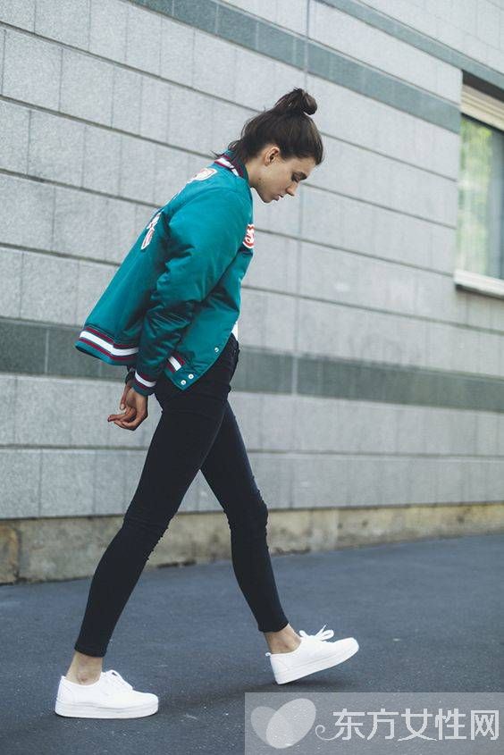 星范十足的减龄装扮 这些 显嫩单品 一个也不能少