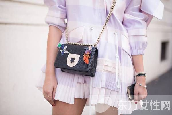 秋冬4种迷你手袋风格 时髦的你可千万别错过